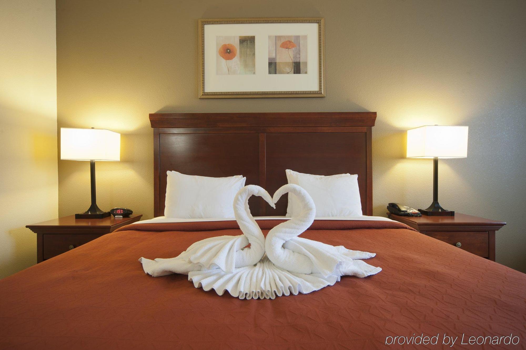 Seffner Inn And Suites 외부 사진