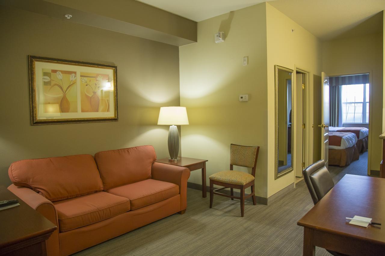 Seffner Inn And Suites 외부 사진
