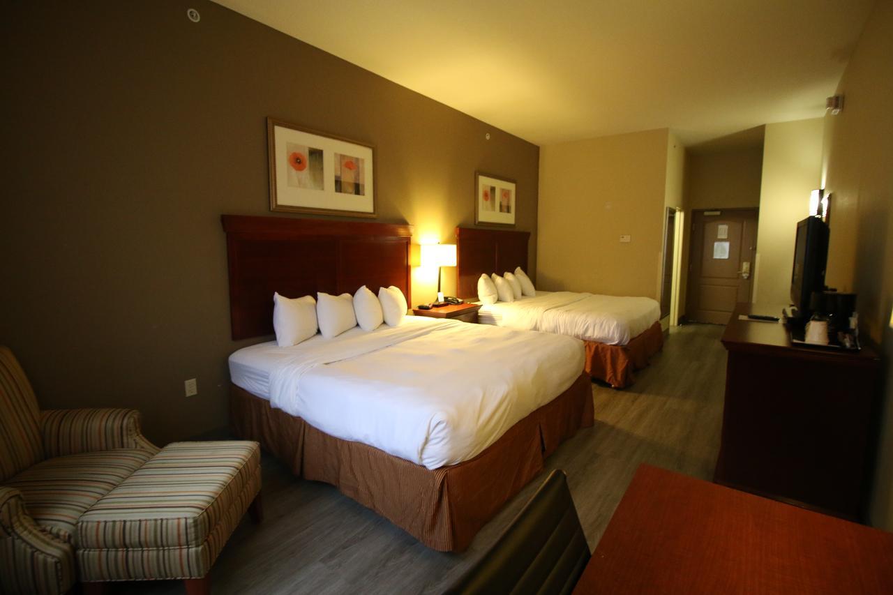 Seffner Inn And Suites 외부 사진